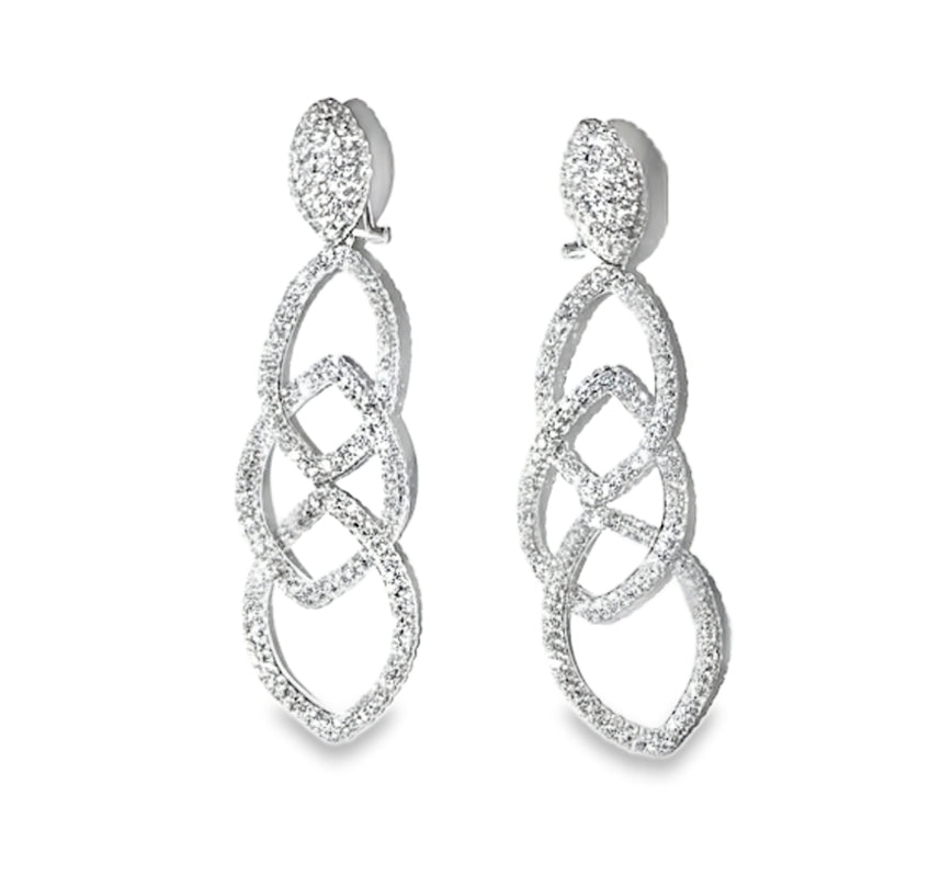 White Gold with White Diamond Earrings from Link Collection
