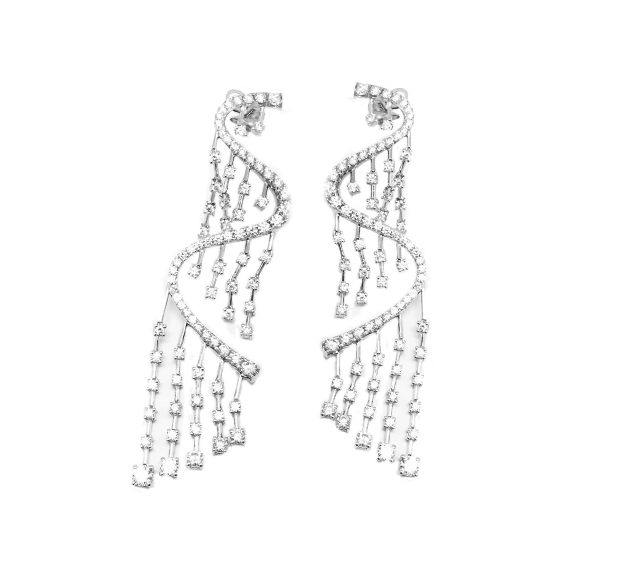 White Gold with White Diamond Earrings from Link Collection