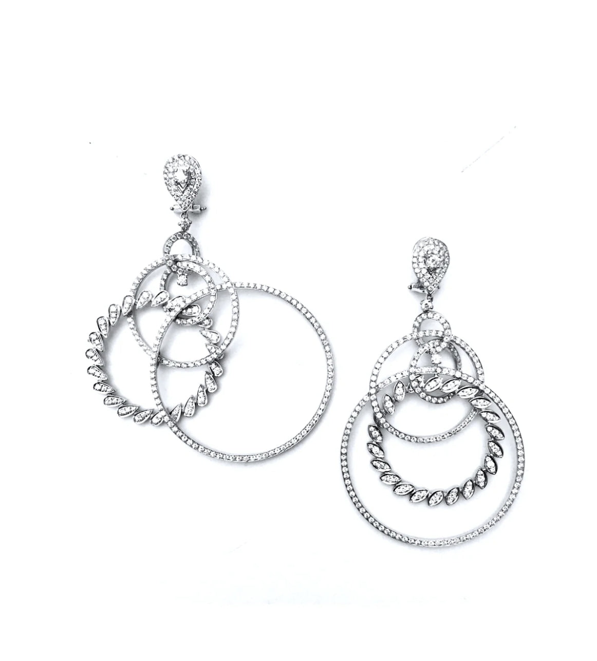 White Gold with White Diamond Hoops Earrings from Hoops Collection