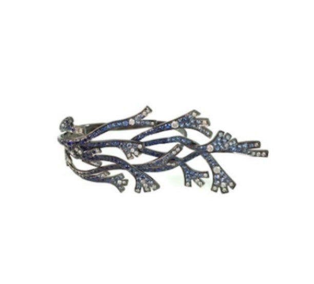 White Gold with White Diamond & Blue Sapphire Ring from Flower Collection